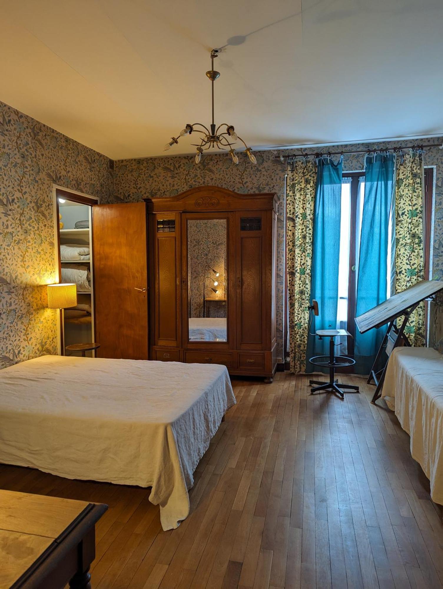 Studio 63M2 3Eme Etage Ou Chambre Dans Appartement 2Eme Etage Pour Sejours A Moulins Moulins  Exteriör bild